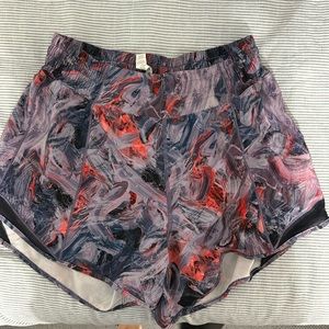 Lululemon Hotty Hot High-Rise Lined Short 4" Atmospheric Purple Multi / Classic